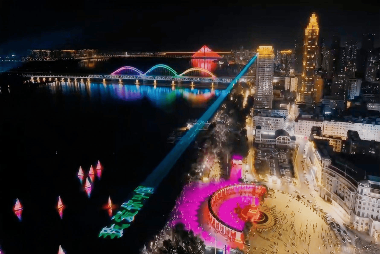 High-power RGB laser beam show over Harbin's Songhua River ahead of the 2025 Asian Winter Games
