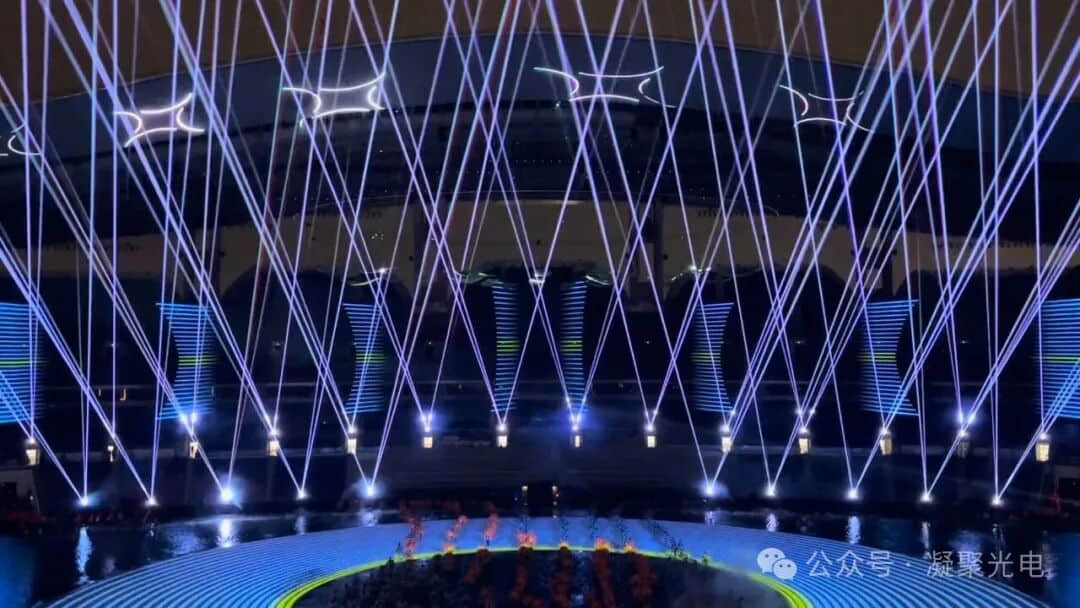NJ Laser Tech high-power laser show systems at the 15th National Games opening ceremony NJ Laser Tech high-power laser show systems at the 15th National Games opening ceremony
