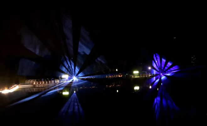 Xi'an Gaoke Hotel laser show featuring ten 60W RGB laser systems and waterfront lighting effects Xi'an Gaoke Hotel laser show featuring ten 60W RGB laser systems and waterfront lighting effects